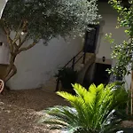 La Cachette 3*