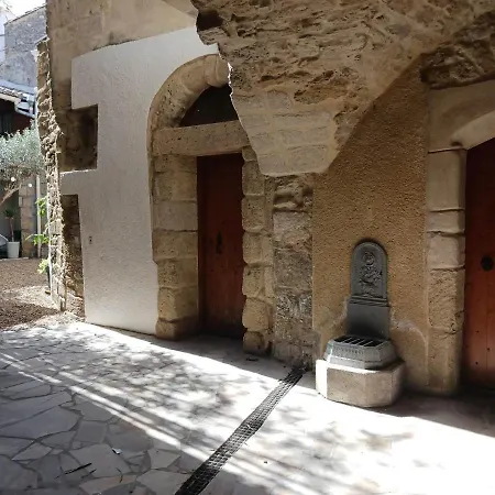 La Cachette 3* Aigues-Vives (Gard)